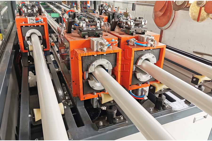 20-63mm empat outlet garis ekstrusi pipa PVC pengujian lengkap di pabrik
